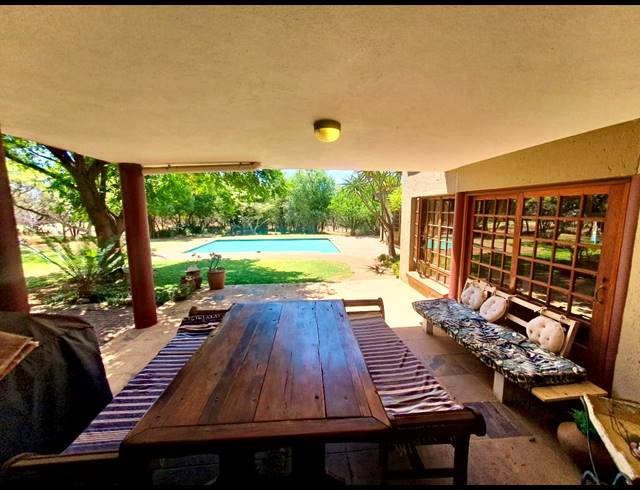 5 BEDROOM HOUSE FOR SALE IN PEBBLE ROCK GOLF VILLAGE